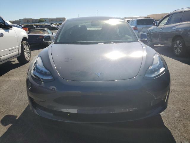 Photo 5 from auction – 2018 TESLA MODEL 3 with VIN 5YJ3E1EA0JF048803