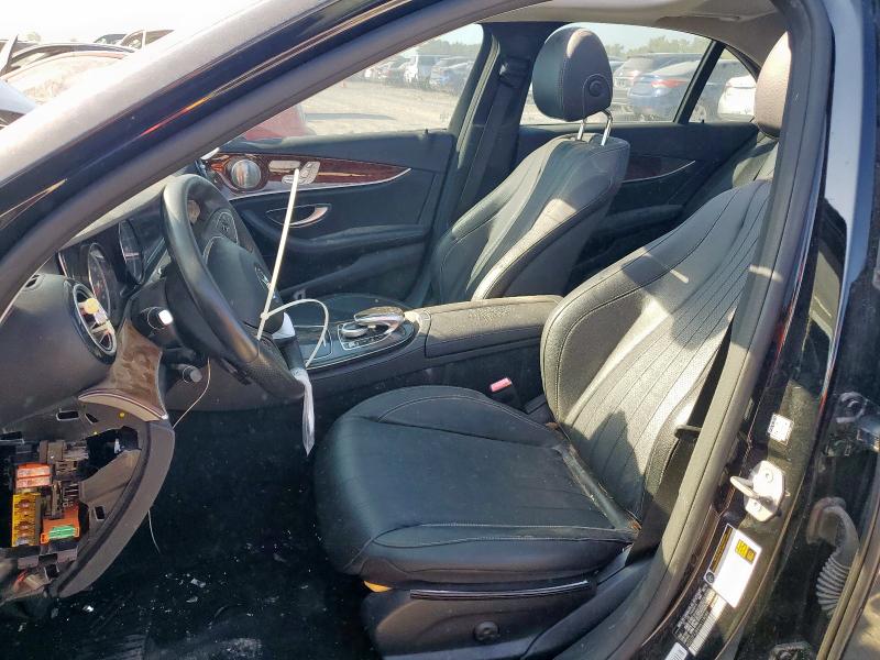 Photo 7 from auction – 2017 MERCEDES-BENZ E 300 with VIN WDDZF4JB9HA119089