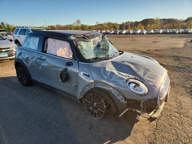 Photo 4 from auction – 2021 MINI COOPER with VIN WMWXR3C04M2N11154