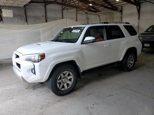 Foto 1 de la subasta – 2016 TOYOTA 4RUNNER SR con VIN JTEBU5JR2G5337799