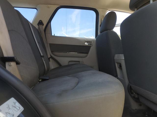 Photo 11 from auction – 2010 MAZDA TRIBUTE I with VIN 4F2CY0C75AKM07347