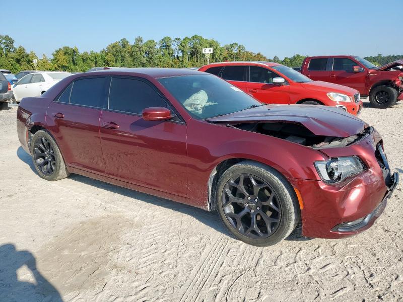 Photo 4 from auction – 2019 CHRYSLER 300 S with VIN 2C3CCABG1KH682667