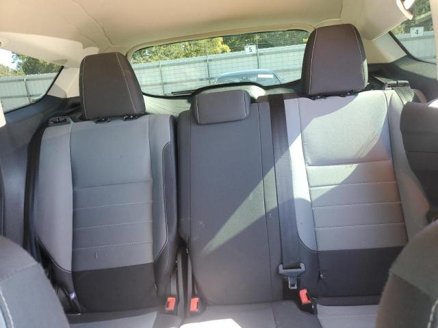 Photo 10 from auction – 2018 FORD ESCAPE S with VIN 1FMCU0F77JUD00971