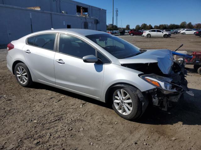 Photo 4 from auction – 2017 KIA FORTE LX with VIN 3KPFL4A73HE132323