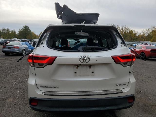 Photo 6 from auction – 2017 TOYOTA HIGHLANDER with VIN 5TDJZRFH3HS363753
