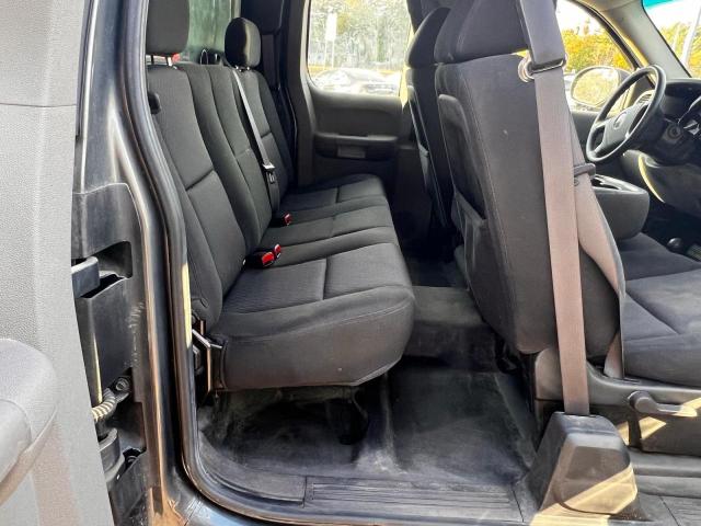 Photo 6 from auction – 2011 GMC SIERRA K15 with VIN 1GTR2TEA9BZ155567