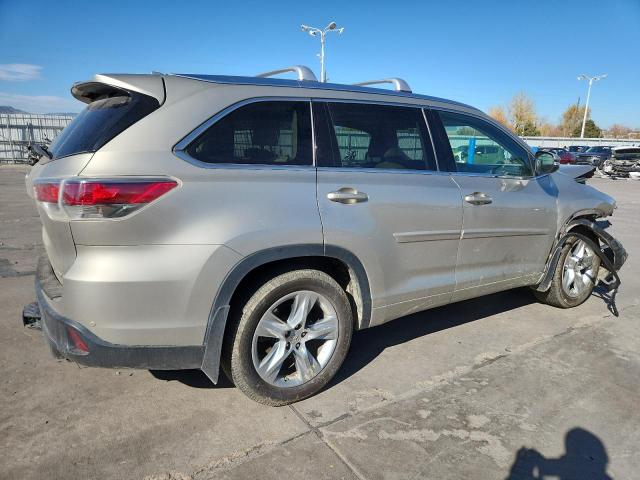 Photo 3 from auction – 2015 TOYOTA HIGHLANDER with VIN 5TDDKRFH6FS216261