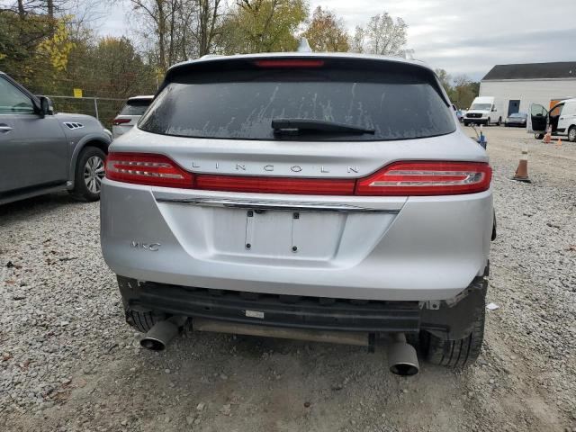 Photo 6 from auction – 2019 LINCOLN MKC with VIN 5LMCJ1C99KUL43873