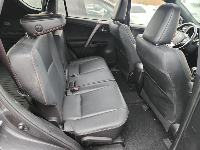 Photo 10 from auction – 2017 TOYOTA RAV4 SE with VIN JTMJFREV2HJ156901