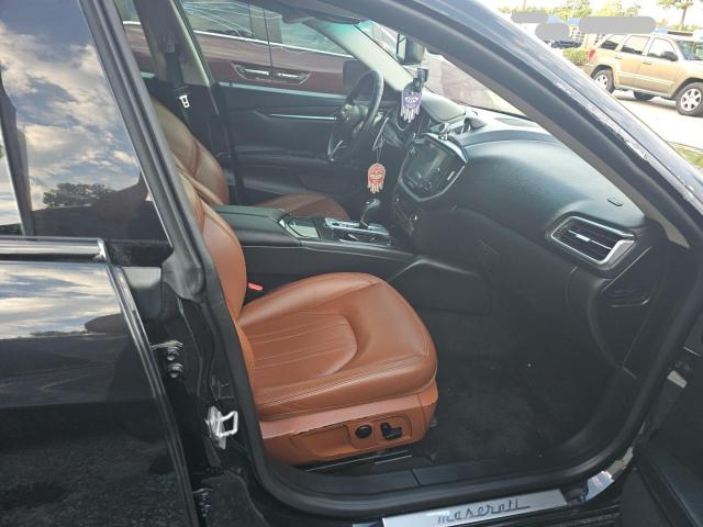 Photo 5 from auction – 2015 MASERATI GHIBLI with VIN ZAM57XSA2F1143398