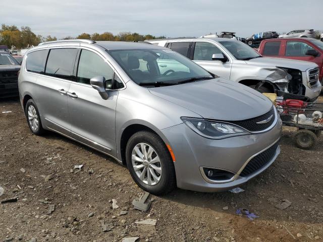 Photo 4 from auction – 2018 CHRYSLER PACIFICA T with VIN 2C4RC1BGXJR217464