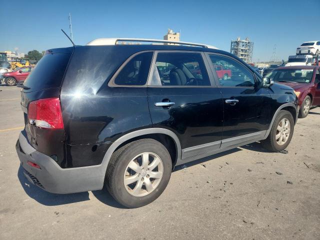 Photo 3 from auction – 2013 KIA SORENTO LX with VIN 5XYKT3A63DG404396