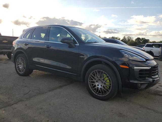 Photo 4 from auction – 2015 PORSCHE CAYENNE SE with VIN WP1AE2A26FLA53843
