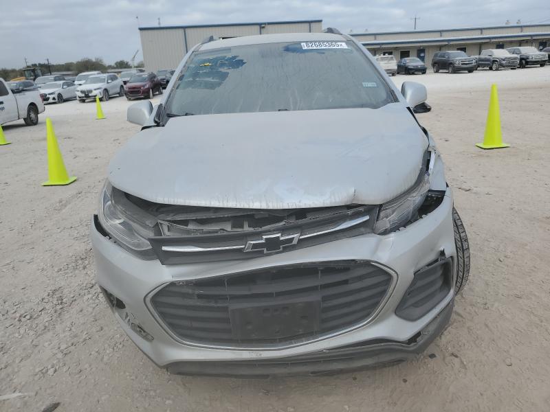 Photo 5 from auction – 2020 CHEVROLET TRAX 1LT with VIN 3GNCJLSB9LL195735