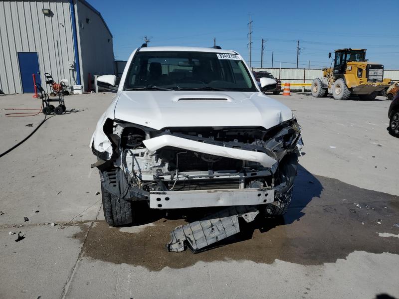 Photo 5 from auction – 2015 TOYOTA 4RUNNER SR with VIN JTEBU5JR4F5221695