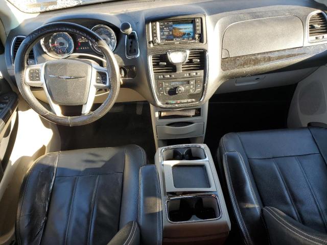 Photo 8 from auction – 2016 CHRYSLER TOWN & COU with VIN 2C4RC1BG7GR118559