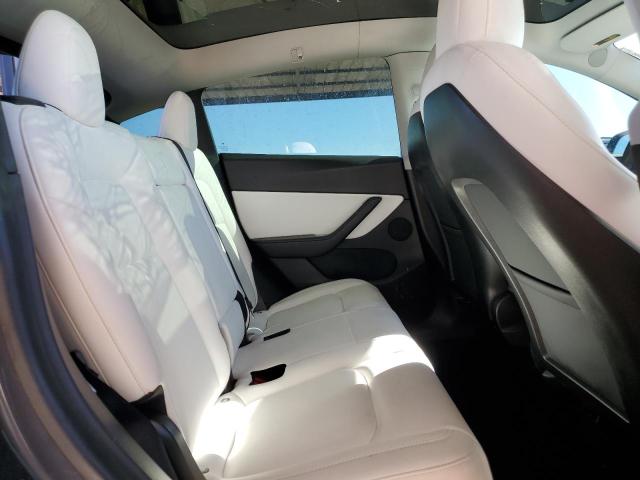 Photo 11 from auction – 2020 TESLA MODEL Y with VIN 5YJYGDEE1LF022976