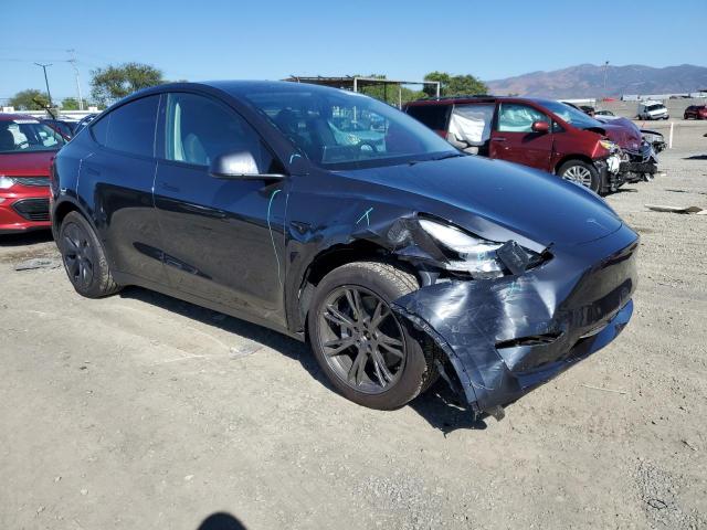 Photo 4 from auction – 2025 TESLA MODEL Y with VIN 7SAYGDEE5SF281245