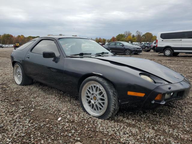 Photo 4 from auction – 1982 PORSCHE 928 with VIN WP0JA0921CS820697