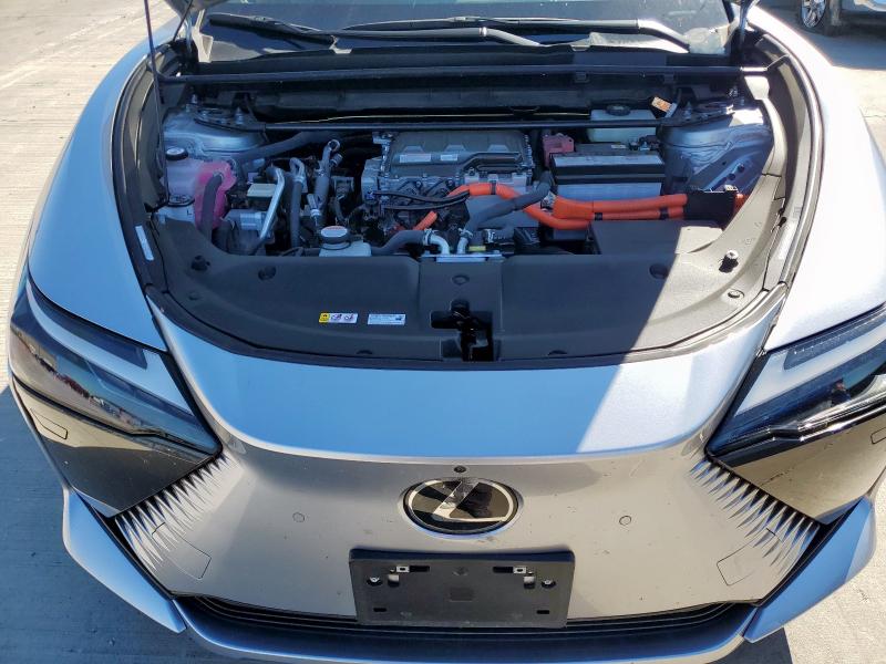 Photo 12 from auction – 2024 LEXUS RZ 450E with VIN JTJAAAAB8RA025353