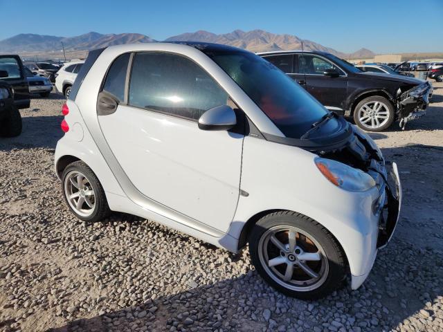 Photo 4 from auction – 2011 SMART FORTWO PUR with VIN WMEEJ3BA2BK483462