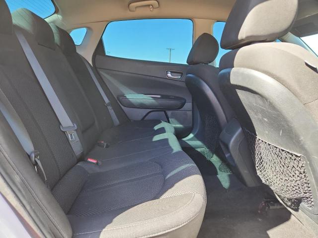 Photo 10 from auction – 2019 KIA OPTIMA LX with VIN 5XXGT4L34KG323200