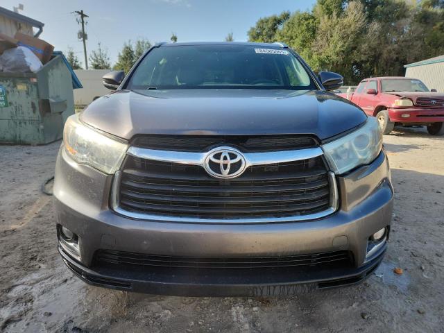 Photo 5 from auction – 2016 TOYOTA HIGHLANDER with VIN 5TDYKRFH9GS124273