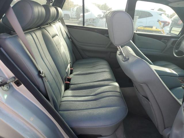 Photo 10 from auction – 1998 MERCEDES-BENZ E-320 with VIN WDBJH65F3WA550761