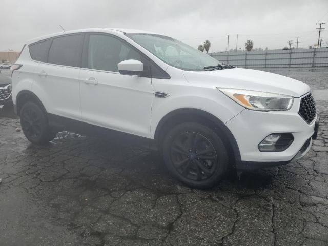 Photo 4 from auction – 2017 FORD ESCAPE SE with VIN 1FMCU9GD9HUE49871