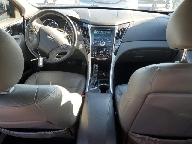 Photo 8 from auction – 2011 HYUNDAI SONATA SE with VIN 5NPEC4AC6BH297973