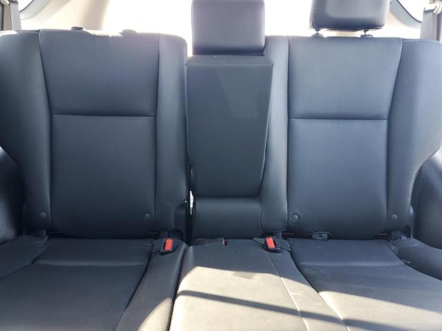 Photo 10 from auction – 2017 TOYOTA RAV4 LIMIT with VIN JTMYFREV6HD107813
