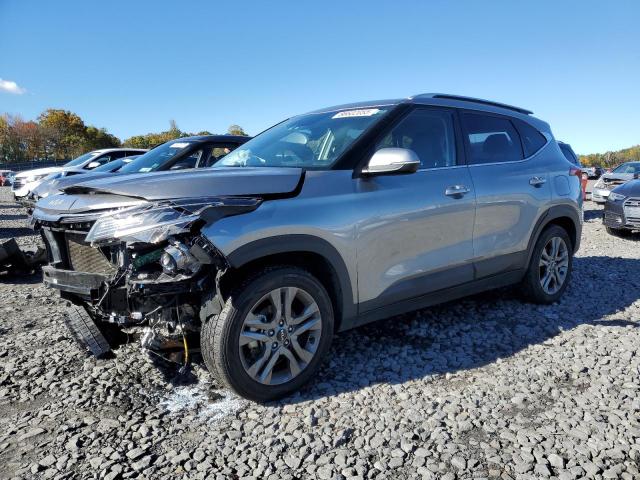 KIA SELTOS S 2023 with VIN KNDEU2AA2P7371627 - Photo from auction