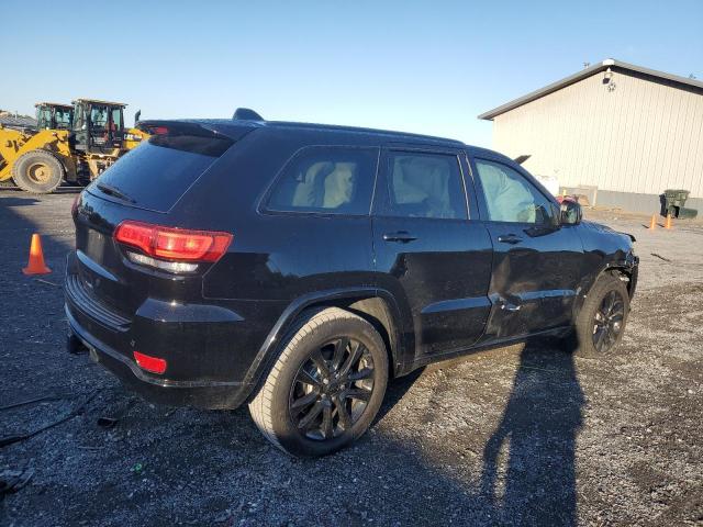 Photo 3 from auction – 2017 JEEP GRAND CHER with VIN 1C4RJFAG2HC866411