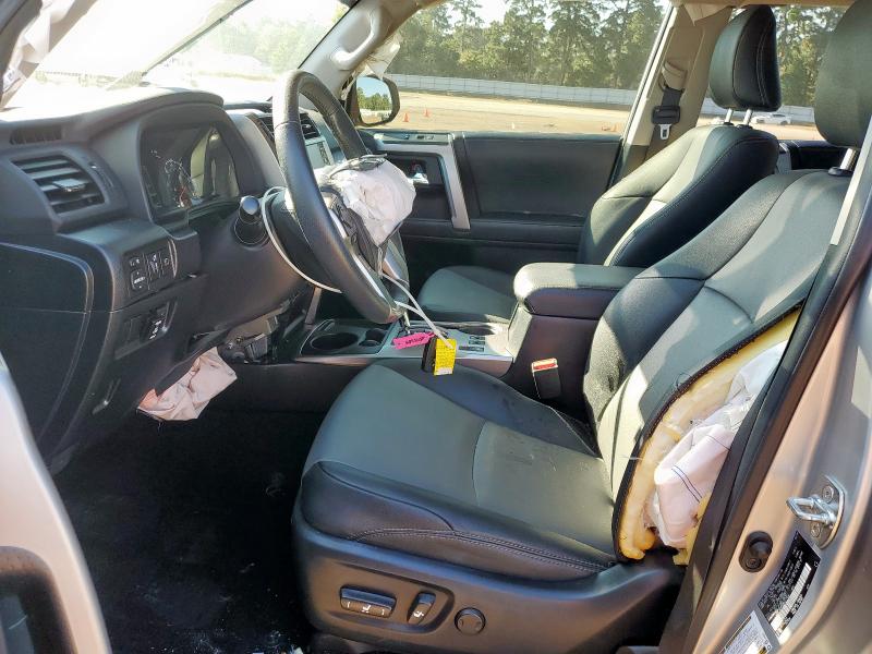 Photo 7 from auction – 2022 TOYOTA 4RUNNER SR with VIN JTEFU5JR5N5277466