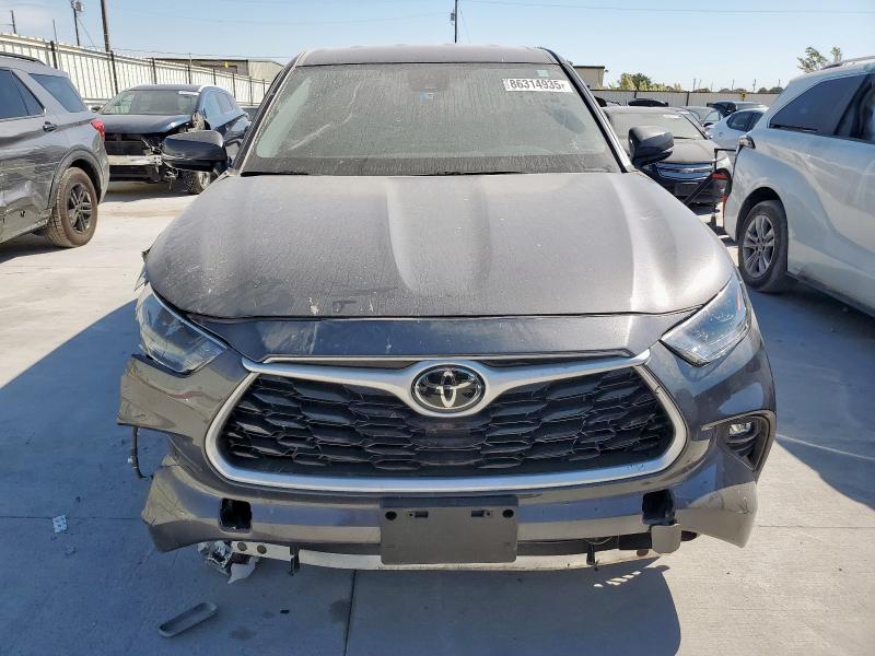 Photo 5 from auction – 2022 TOYOTA HIGHLANDER with VIN 5TDZZRAH7NS139830