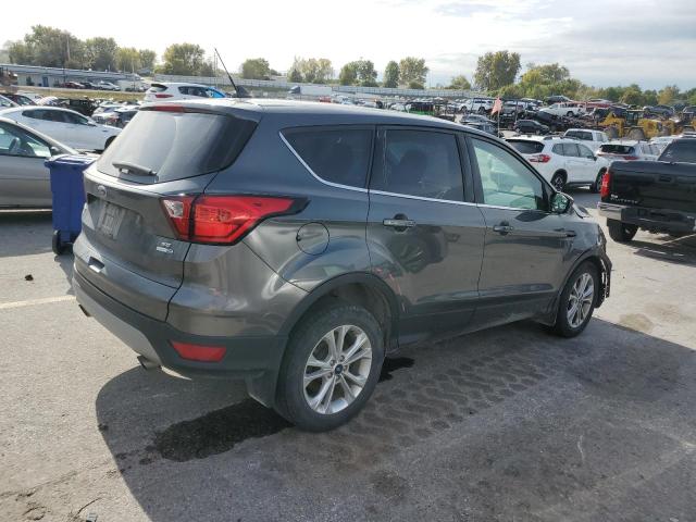 Photo 3 from auction – 2019 FORD ESCAPE SE with VIN 1FMCU9GD5KUB78234