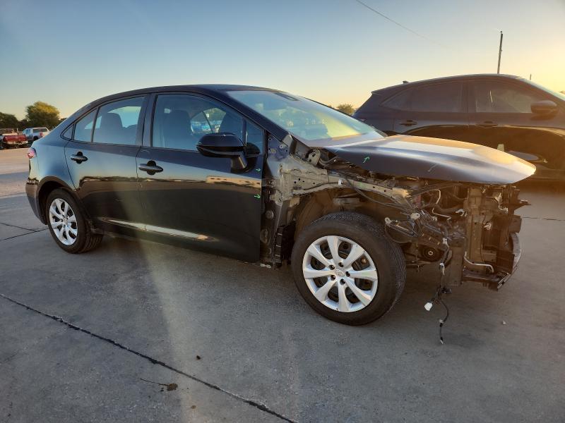 Photo 4 from auction – 2021 TOYOTA COROLLA LE with VIN 5YFEPMAE5MP233077