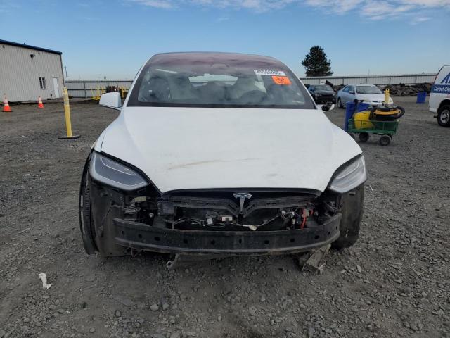 Photo 5 from auction – 2018 TESLA MODEL X with VIN 5YJXCDE25JF103019