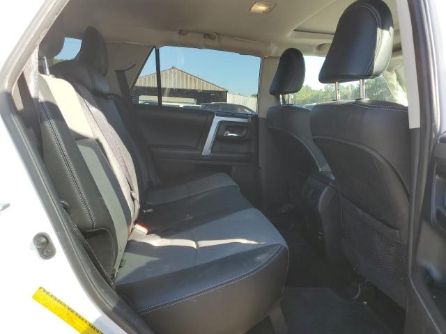 Photo 11 from auction – 2016 TOYOTA 4RUNNER SR with VIN JTEZU5JRXG5116806