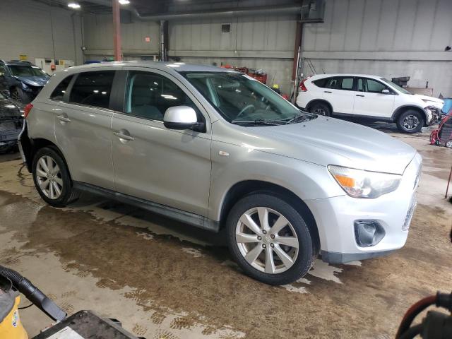 Photo 4 from auction – 2013 MITSUBISHI OUTLANDER with VIN 4A4AP4AU5DE006080