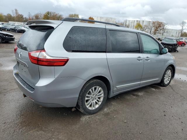 Photo 3 from auction – 2016 TOYOTA SIENNA XLE with VIN 5TDYK3DC2GS750140