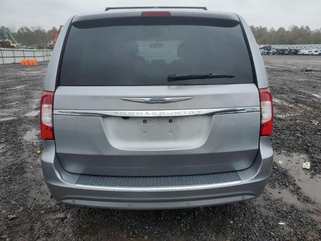 Photo 6 from auction – 2015 CHRYSLER TOWN & COU with VIN 2C4RC1CG5FR675063
