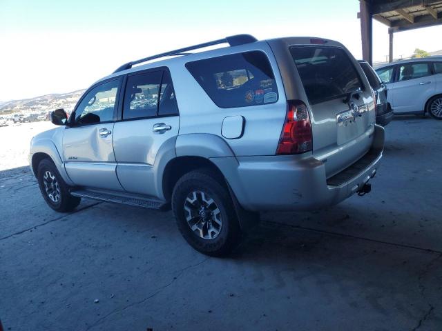 Photo 2 from auction – 2006 TOYOTA 4RUNNER SR with VIN JTEBU14R560082694