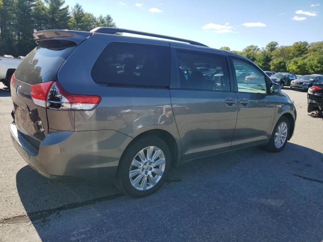 Photo 3 from auction – 2011 TOYOTA SIENNA LE with VIN 5TDJK3DC0BS016347
