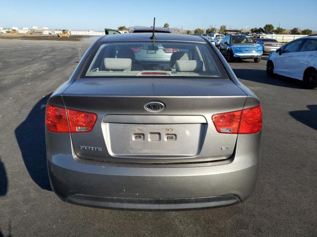 Photo 6 from auction – 2010 KIA FORTE EX with VIN KNAFU4A2XA5810386