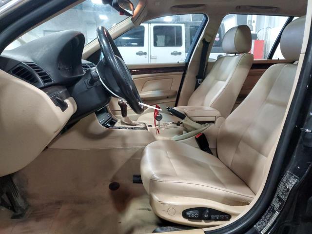Photo 7 from auction – 2003 BMW 325 XIT with VIN WBAEP33433PE91581