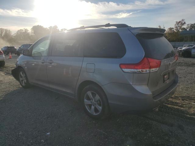 Photo 2 from auction – 2011 TOYOTA SIENNA LE with VIN 5TDKK3DC6BS019628