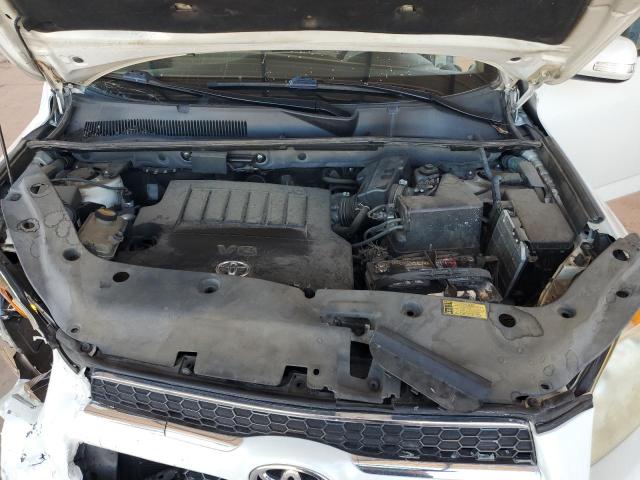 Photo 11 from auction – 2009 TOYOTA RAV4 LIMITED with VIN 2T3BK31VX9W010672