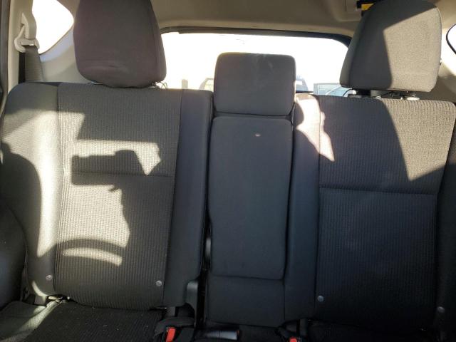 Photo 10 from auction – 2017 TOYOTA RAV4 LE with VIN 2T3BFREV0HW617874
