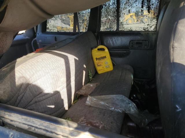 Photo 10 from auction – 2000 JEEP CHEROKEE S with VIN 1J4FF48S1YL213386